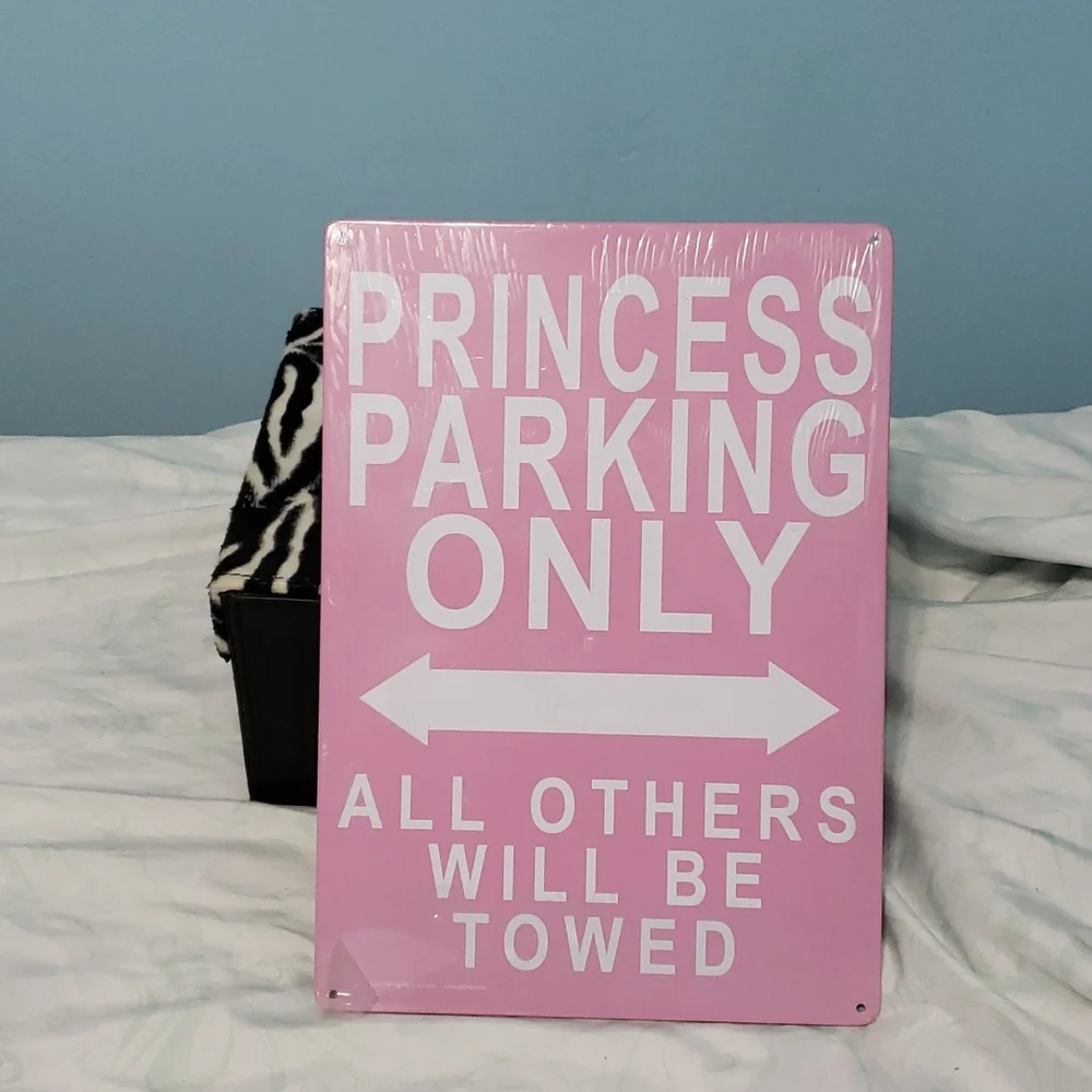 Princess Parking Only Sign - Picture 1 of 4
